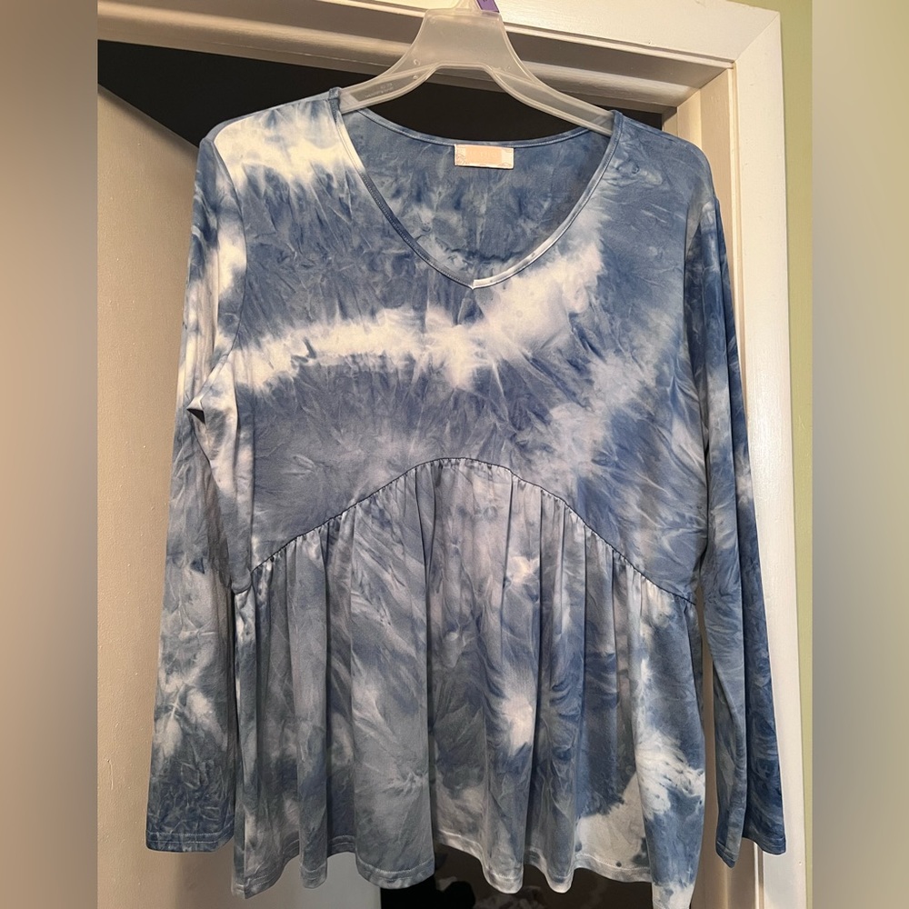 C+D+M long sleeve blue tie dye